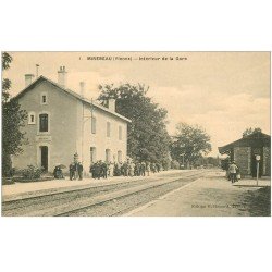 carte postale ancienne 86 MIREBEAU. Intérieur de la Gare 1917