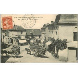 carte postale ancienne 86 SAINT LEGER DE MONTBRILLAIS. Place et Rue de Berrie 1910 Attelages transport rouleaux