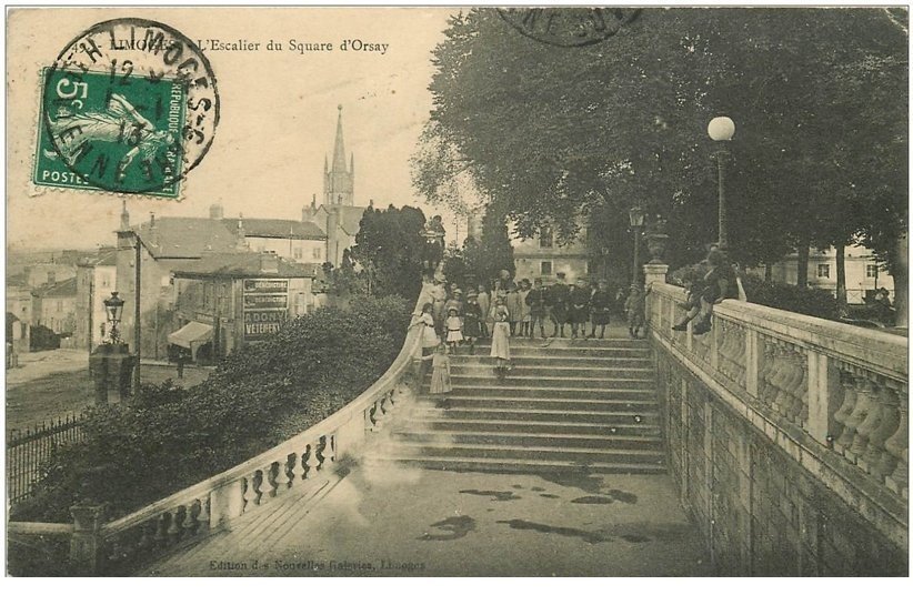 carte postale ancienne 87 LIMOGES. Animation Escalier du Square d'Orsay 1913