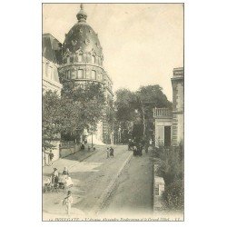 14 HOULGATE. Vendeur ambulant de journaux et Grand Hôtel Avenue Feodorowna 1907