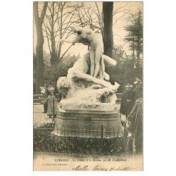 carte postale ancienne 87 LIMOGES. Monument Le Chêne et le Roseau 1903 belle animation