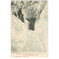 carte postale ancienne 88 AU BALLON DE SERVANCE. Douaniers au Sentier des Mulets en Hiver