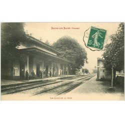 carte postale ancienne 88 BAINS LES BAINS. Les Quais de la Gare 1915