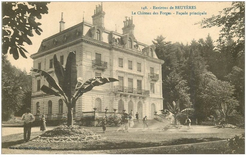 carte postale ancienne 88 BRUYERES. Château des Forges avec Jardiniers