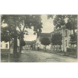 carte postale ancienne 88 BUSSANG. Place et Rue de la Mairie