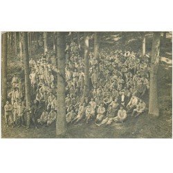 carte postale ancienne 88 EPINAL. Carte Photo groupe de Militaires dans les Bois 1916