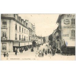 carte postale ancienne 88 GERARDMER. La Grand Rue Grand Bazar Central