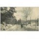 carte postale ancienne 88 GERARDMER. Promeneur Route de Retournemer