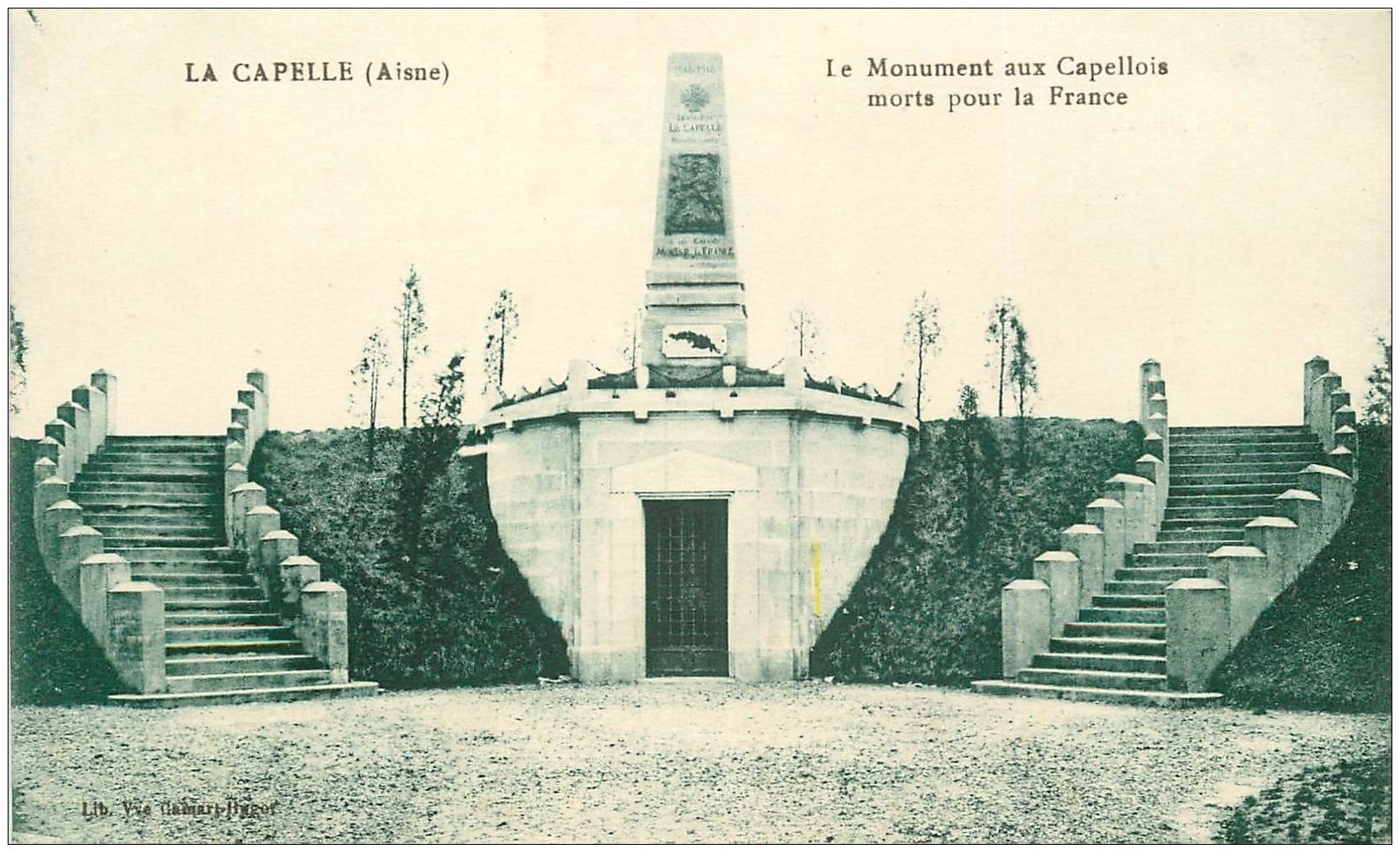 carte postale ancienne 02 LA CAPELLE. Monument aux Capellois morts pour la France