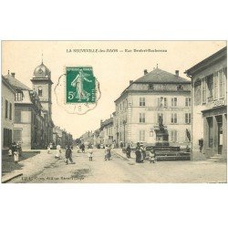 carte postale ancienne 88 LA NEUVILLE LES RAON. Rue Denfert Rochereau 1910 Hôtel du Pont et Tabac