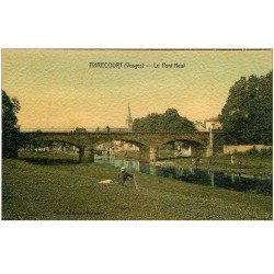 carte postale ancienne 88 MIRECOURT. Peintre du dimanche et Chien près du Pont Neuf. carte de luxe granulée L.P.M