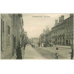 carte postale ancienne 88 RAMBERVILLERS. Rue Carnot 1917