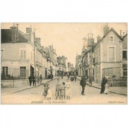 carte postale ancienne 89 AUXERRE. La Porte de Paris 1906