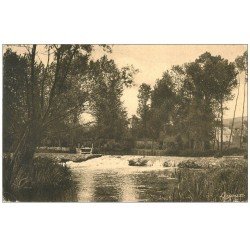 carte postale ancienne 14 LE VEY. Hôtellerie du Moulin. Le Déversoir 1935