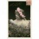 89 AUXERRE. Superbe Fillette avec collier de Fleurs. Carte émaillograpjhie 1906
