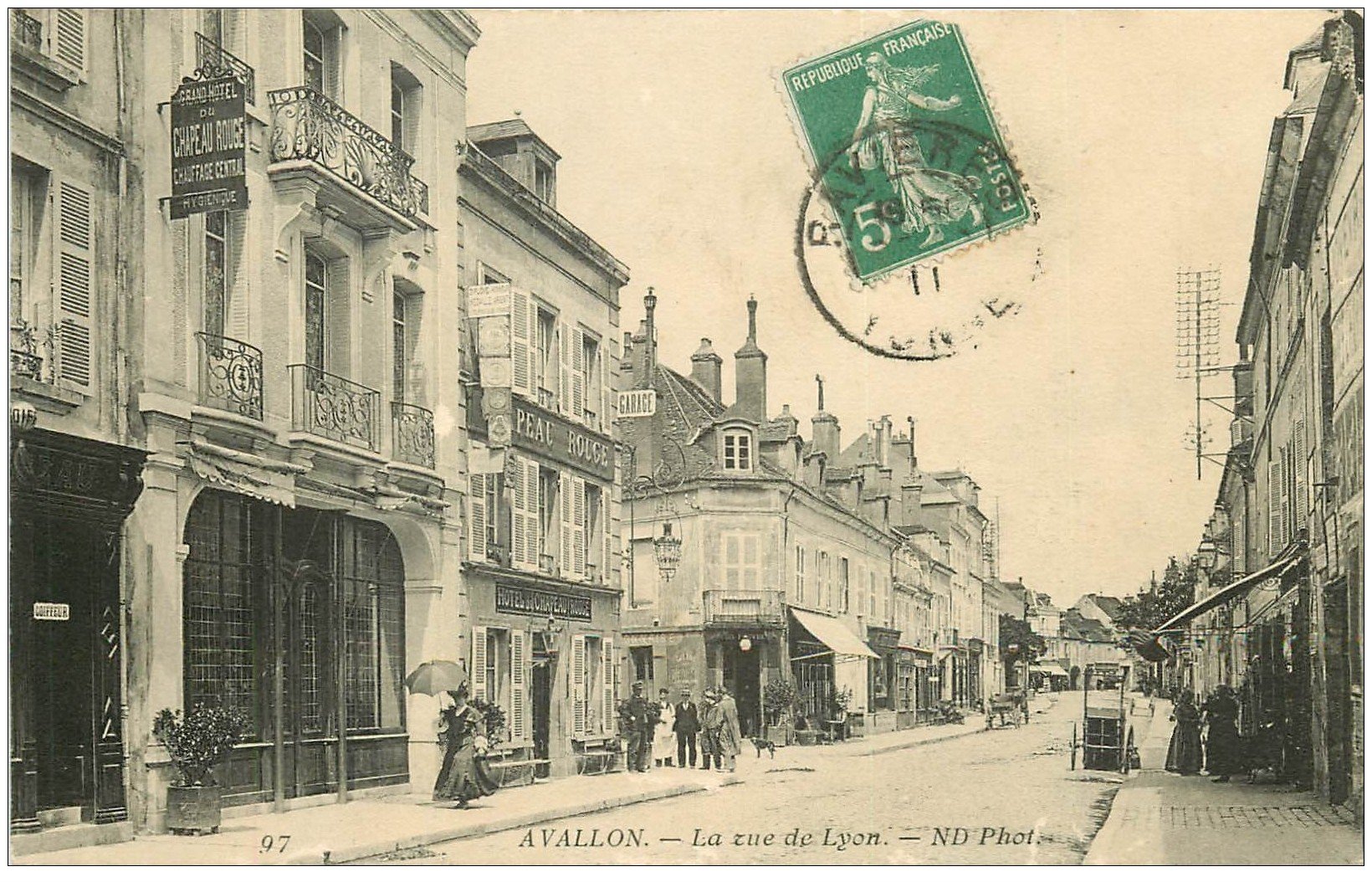 89 AVALLON. Hôtel du Chapeau Rouge rue de Lyon 1911