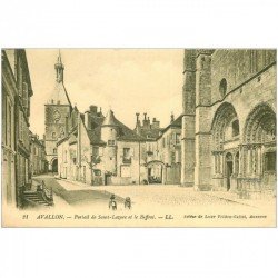 carte postale ancienne 89 AVALLON. Portail de Saint Lazare et Beffroi 1943