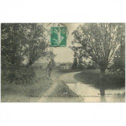 89 CHARNY. Personnage Bords de l'Onanne vue de la Mothe aux Aulnais 1911