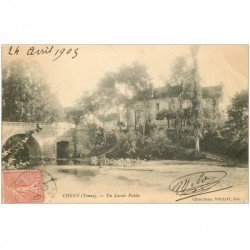 carte postale ancienne 89 CHENY. Lavandières au Lavoir Public 1905