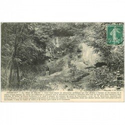 carte postale ancienne 89 DIXMONT. Personnages à la Minr de Lignite. Timbre Taxe 1909