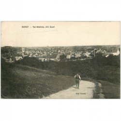 carte postale ancienne 89 IRANCY. Promeneur sur le Chemin menant à la Ville 1931