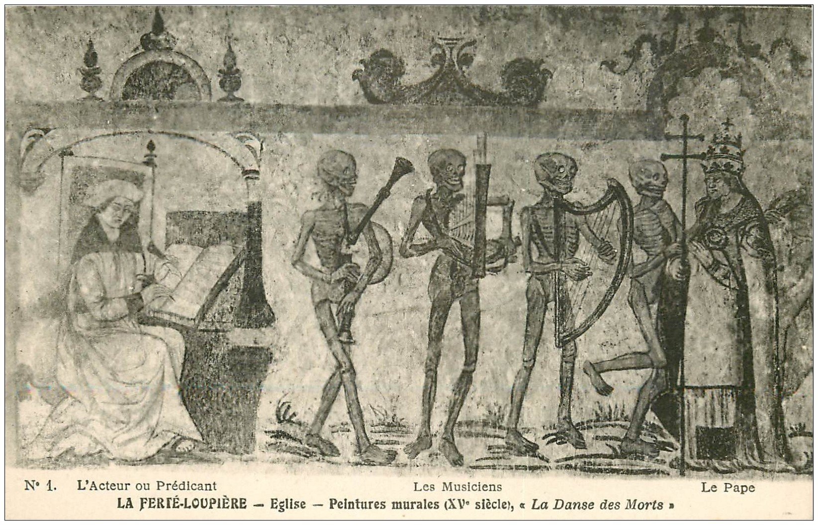 carte postale ancienne 89 LA FERTE LOUPIERE. Peinture Eglise. La Danse des Morts les Musiciens