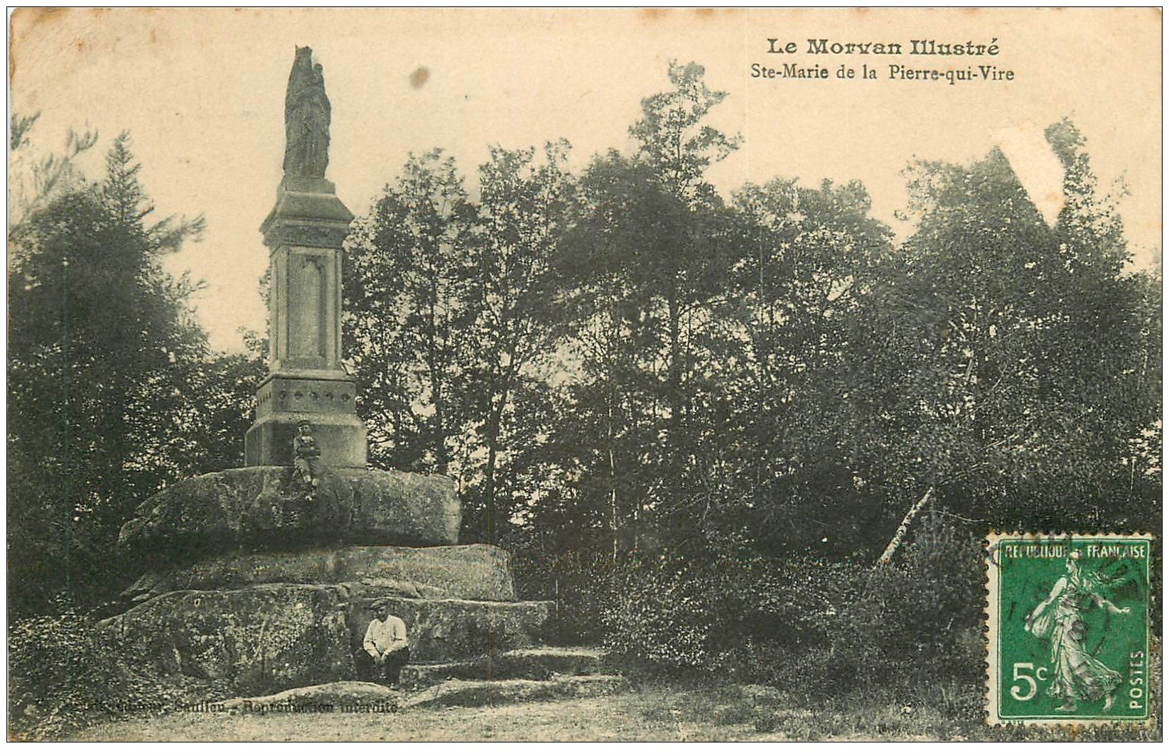 carte postale ancienne 89 LA PIERRE QUI VIRE. Monastère de Sainte Marie animation 1913