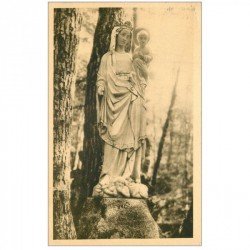 carte postale ancienne 89 LA PIERRE QUI VIRE. Monastère de Sainte Marie Vierge de Montalanbert 1924