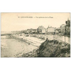 carte postale ancienne 14 LION-SUR-MER. La Plage 1927