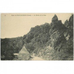 carte postale ancienne 89 PONTAUBERT. Rocher de la Soeur sur la Route