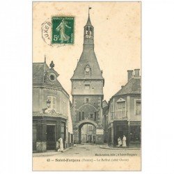 carte postale ancienne 89 SAINT FARGEAU. Le Beffroi 1907 Boucherie et Tabac