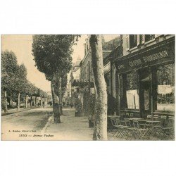 carte postale ancienne 89 SENS. Café Comptoir Bourguignon et Hôtel Avenue Vauban