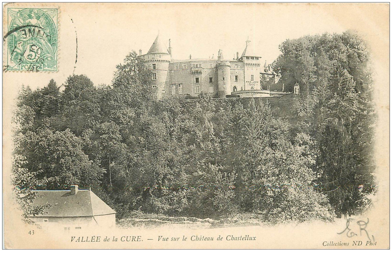 89 VALLEE DE LA CURE. Château de Chatellux 1903
