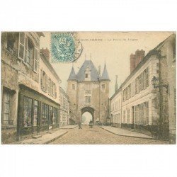 carte postale ancienne 89 VILLENEUVE SUR YONNE. Porte de Joigny 1907