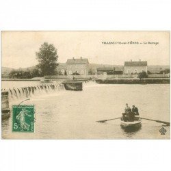 carte postale ancienne 89 VILLENEUVE SUR YONNE. Rameurs près du Barrage 1913