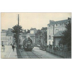 carte postale ancienne 14 LISIEUX. Entrée du Tunnel de Trouville Locomotive à vapeur