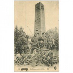 carte postale ancienne 90 BELFORT. Le Monument des Mobiles 1916 animation