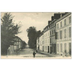 carte postale ancienne 14 LISIEUX. Le Boulevard Herbet-Fournet. Carte impeccable et vierge.