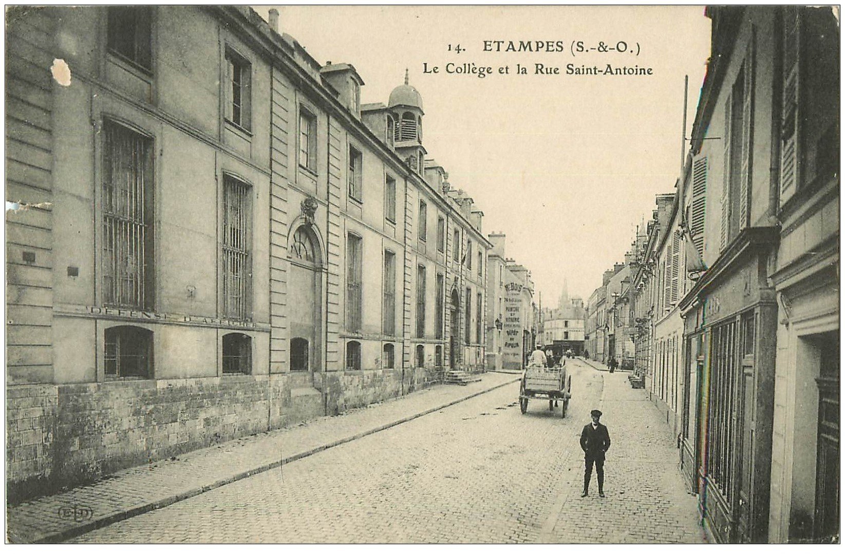 carte postale ancienne 91 ETAMPES. Collège rue Saint Antoine 1916 ( petits défauts )...