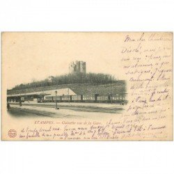 carte postale ancienne 91 ETAMPES. Guinette vue de la GARE 1903. Petit tassement côté droit