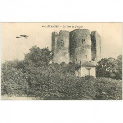 carte postale ancienne 91 ETAMPES. Tour de Guinette et Aéroplane