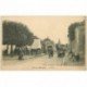 carte postale ancienne 91 FLEURY MEROGIS. Diligence sur la Place