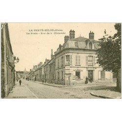 carte postale ancienne 02 LA FERTE-MILON. La Poste Rue de la Chaussée 1923