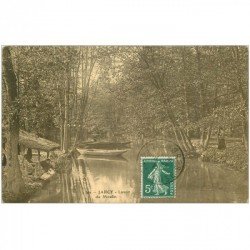 carte postale ancienne 91 JARCY. Lavandières au Lavoir du Moulin 1909