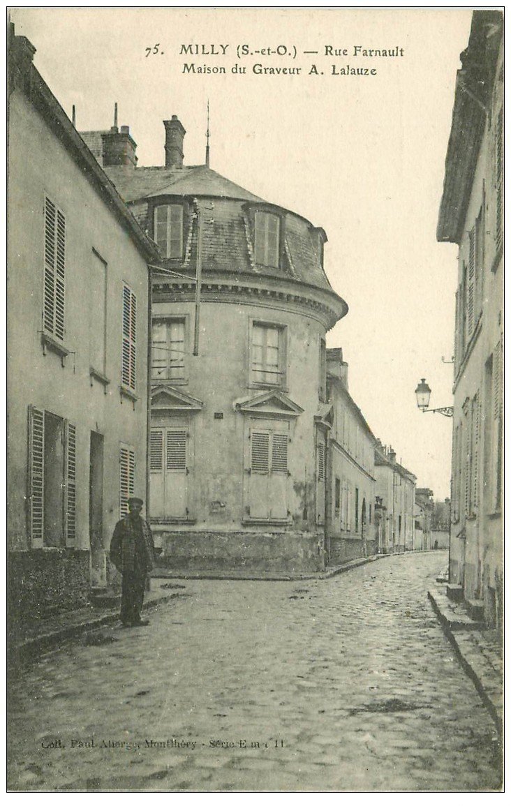carte postale ancienne 91 MILLY LA FORET. Rue Farnault Maison du Graveur Lalauze 1918