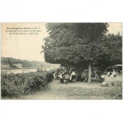 carte postale ancienne 91 MORSANG SUR SEINE. Terrasse Buvette du Vieux Garçon 1922