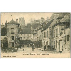 carte postale ancienne 02 LA FERTE-MILON. Mairie et Rue de la Cité 1914. Hôtel du Lion d'Or