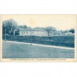 carte postale ancienne 91 VAYRES SUR ESSONNES. Château et Ferme. Plissure transversale