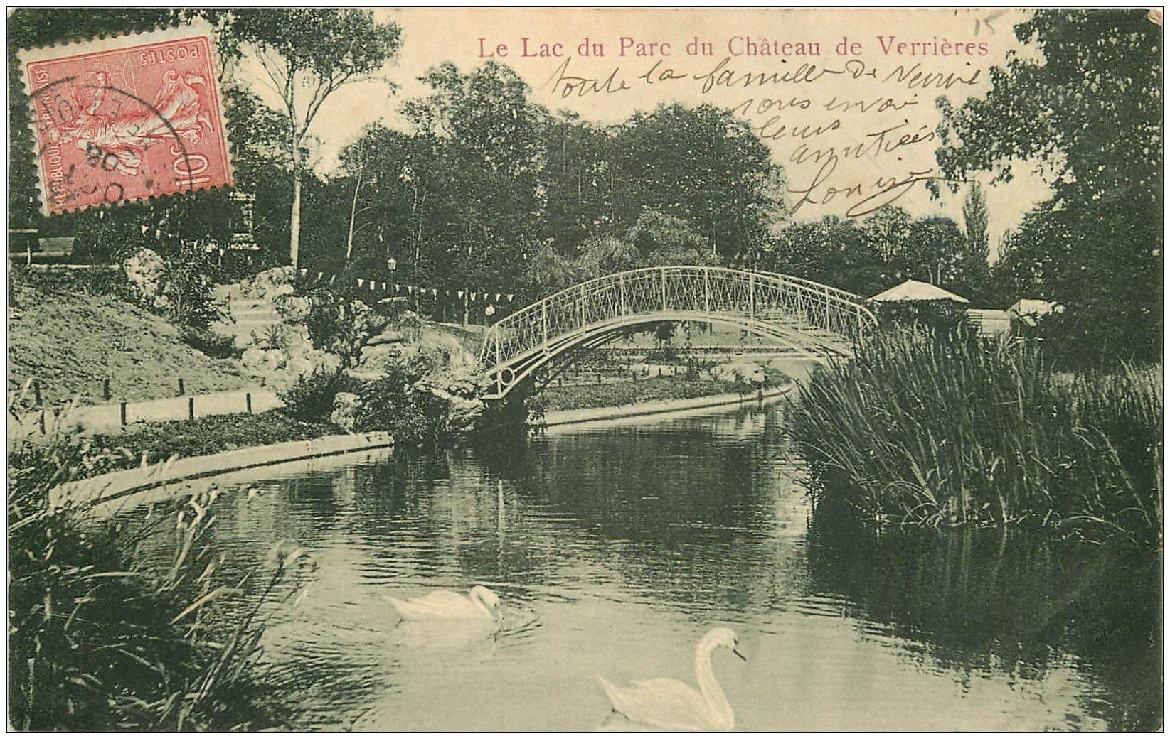 carte postale ancienne 91 VERRIERES LE BUISSON. Cygnes sur Lac du Parc 1906