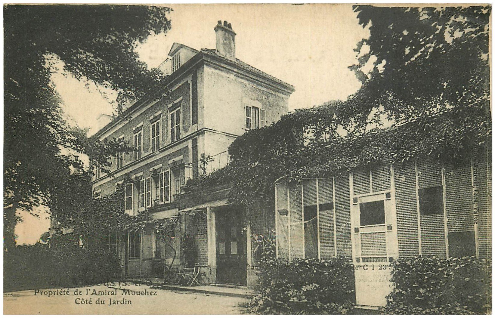 carte postale ancienne 91 WISSOUS. Jardin Propriété Amiral Mouchez 1917